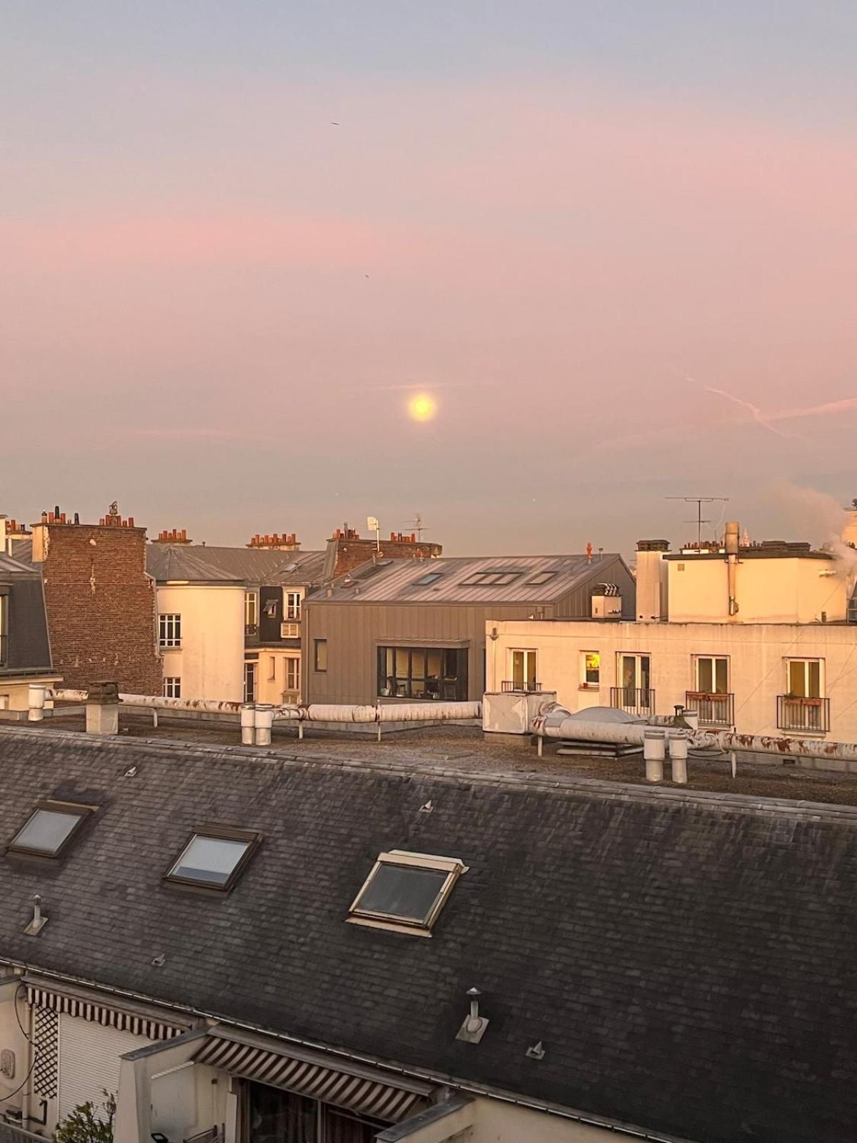 Cosy T2 With Balcony, Goncourt, 10 * Parigi